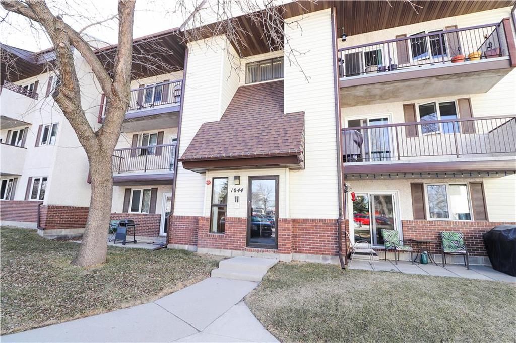 I have sold a property at 1311 1044 Bairdmore BLVD in Winnipeg
