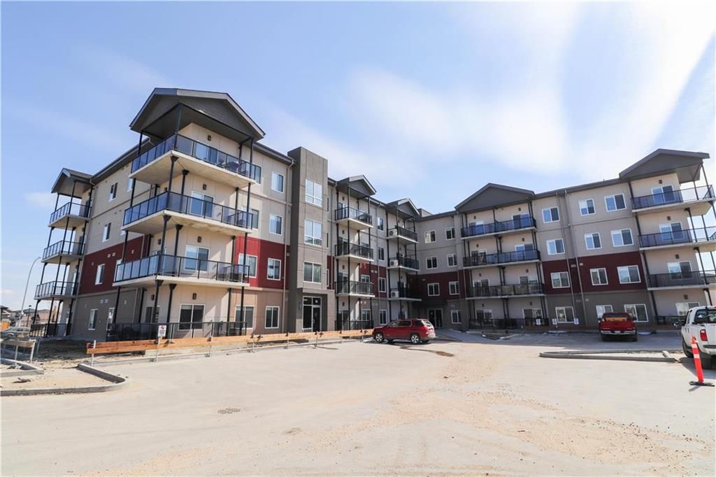 Open House. Open House on Saturday, July 24, 2021 2:30PM - 5:00PM
Crocus Gardens the fastest selling condos in Wpg
The Rose is a brand new luxury 1 bed 1 bath condo with quartz counters, LVP flooring, in-suite laundry, appliances and large triple pane win